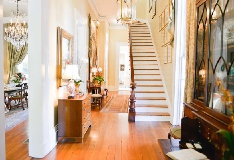 Terrell House Bed And Breakfast