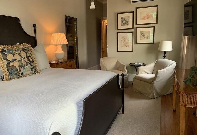 Terrell House Bed And Breakfast