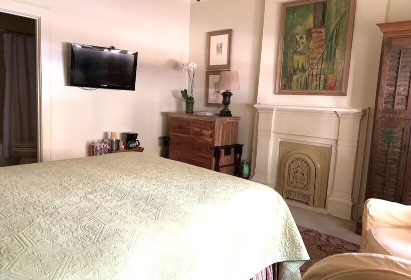 Terrell House Bed And Breakfast