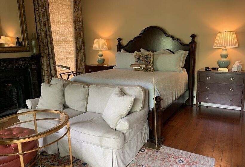 Terrell House Bed And Breakfast