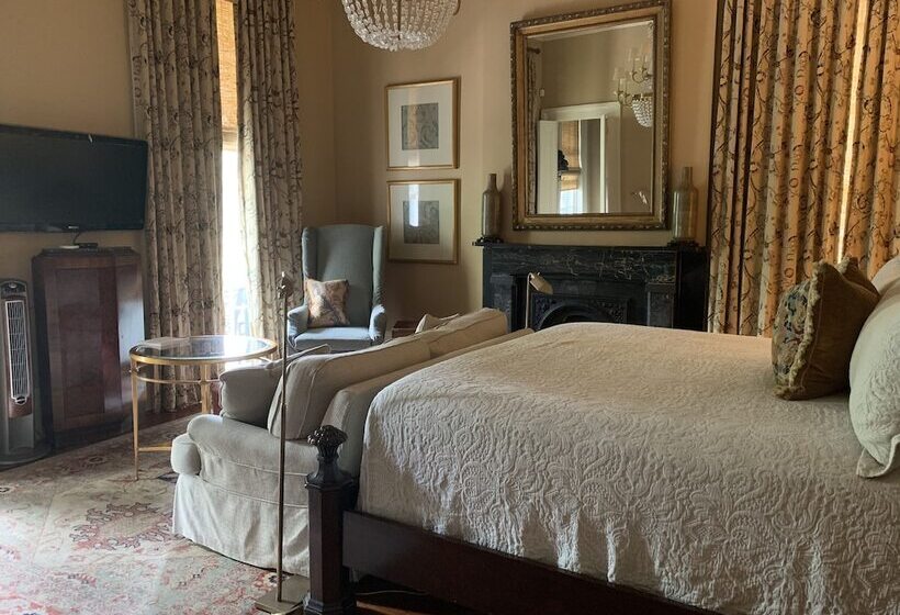 Terrell House Bed And Breakfast