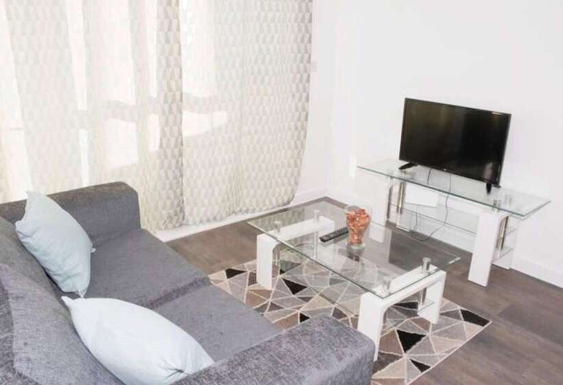 Tms Beautiful 2br Apartment! Ensuite! Lakeside