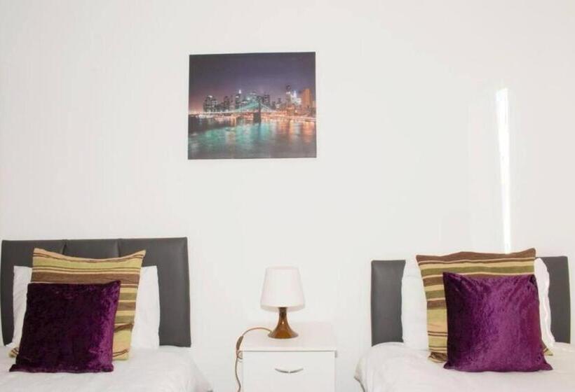 Tms Beautiful 2br Apartment! Ensuite! Lakeside