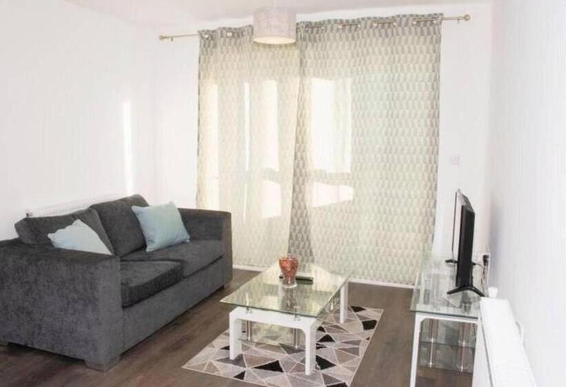 Tms Beautiful 2br Apartment! Ensuite! Lakeside