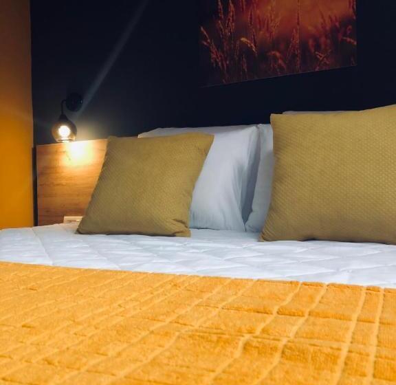 Urban Corner   Deluxe Apartments