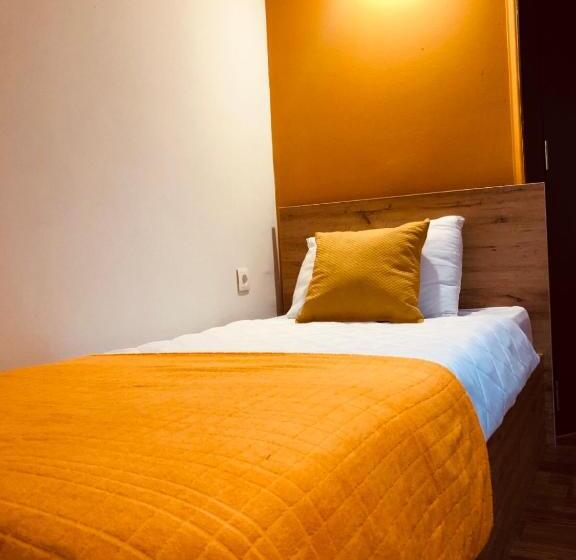 Urban Corner   Deluxe Apartments