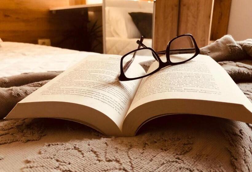 Urban Corner   Deluxe Apartments