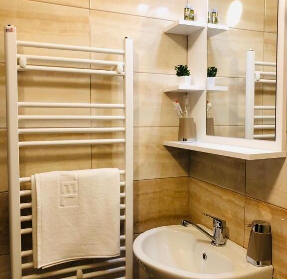 Urban Corner   Deluxe Apartments