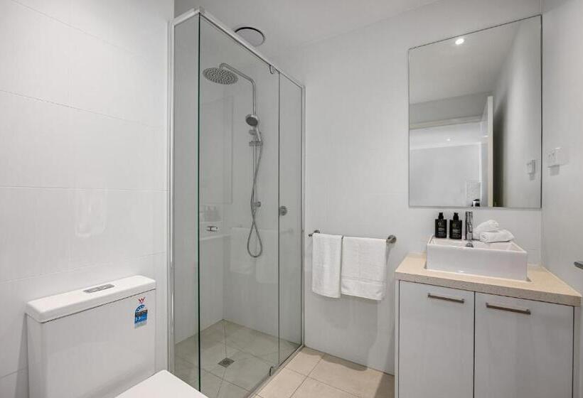 Wattle Beachside Apartment