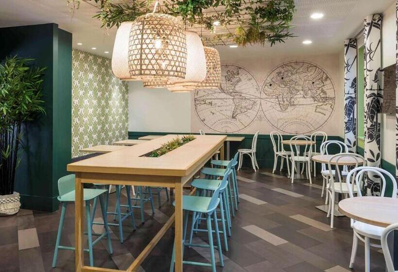 Aparthotel Adagio La Defense Courbevoie