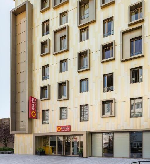 Aparthotel Adagio La Defense Courbevoie
