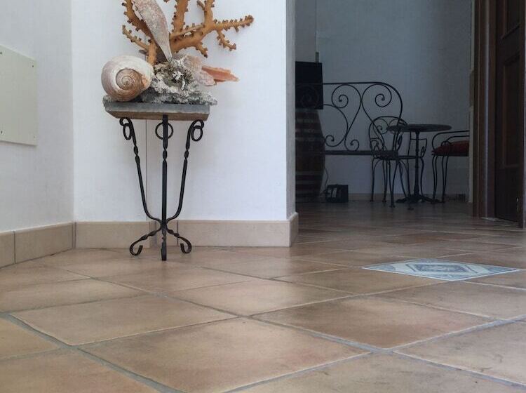 Bed and Breakfast Lunacalanti