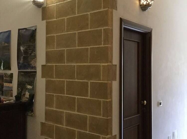 Bed and Breakfast Lunacalanti