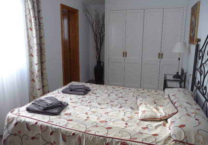 Cales De Ponent Apartments/ Llebeig Apartments/ Villas Geisan - Villas Geisan