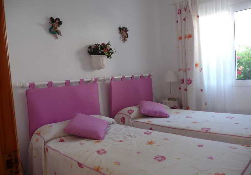 Cales De Ponent Apartments/ Llebeig Apartments/ Villas Geisan - Villas Geisan