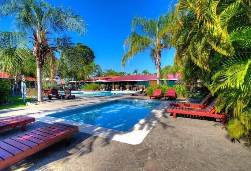 هتل Beach Break Resort