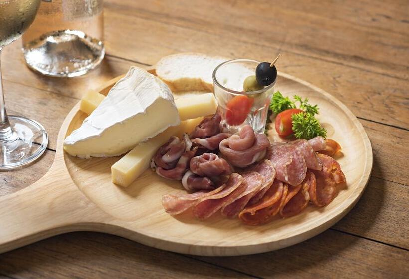 فندق Beach Club by Haadtien