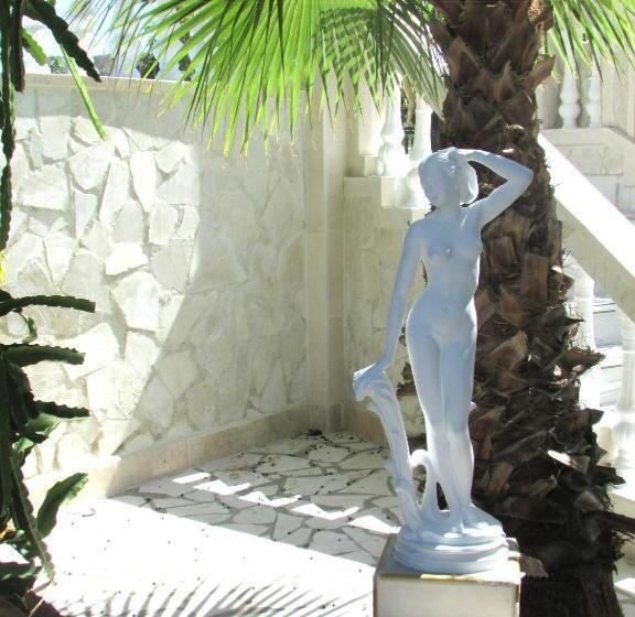 ホテル Castellino Studios