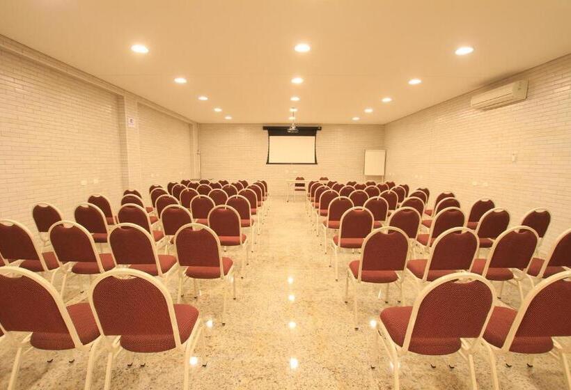 Отель Confiance Centro Civico