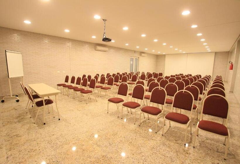 Отель Confiance Centro Civico