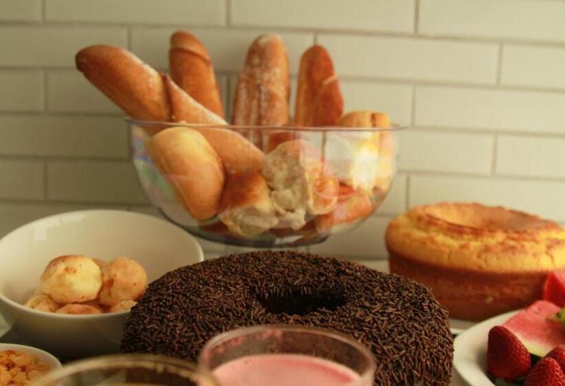 Отель Confiance Centro Civico