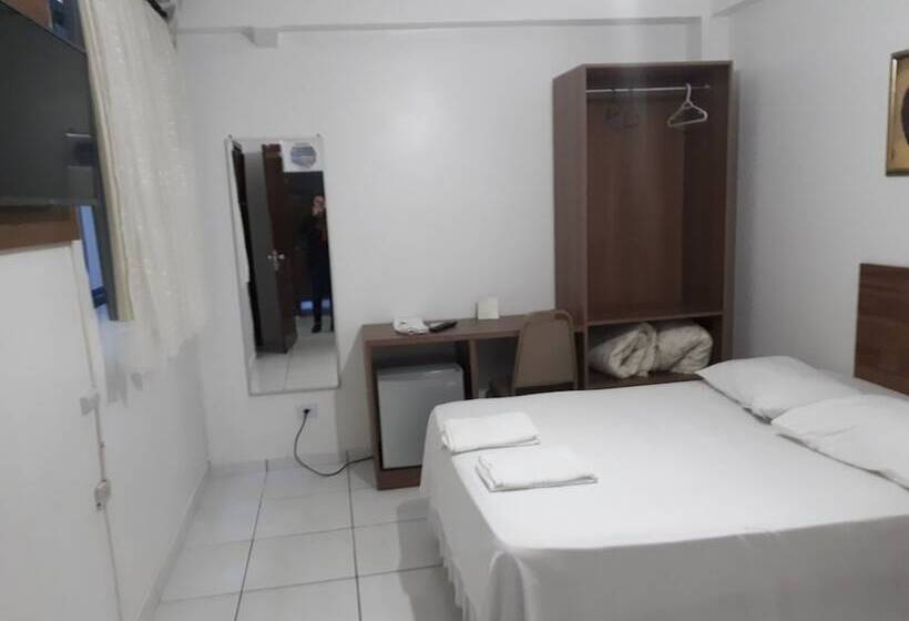 Отель Grand Prix