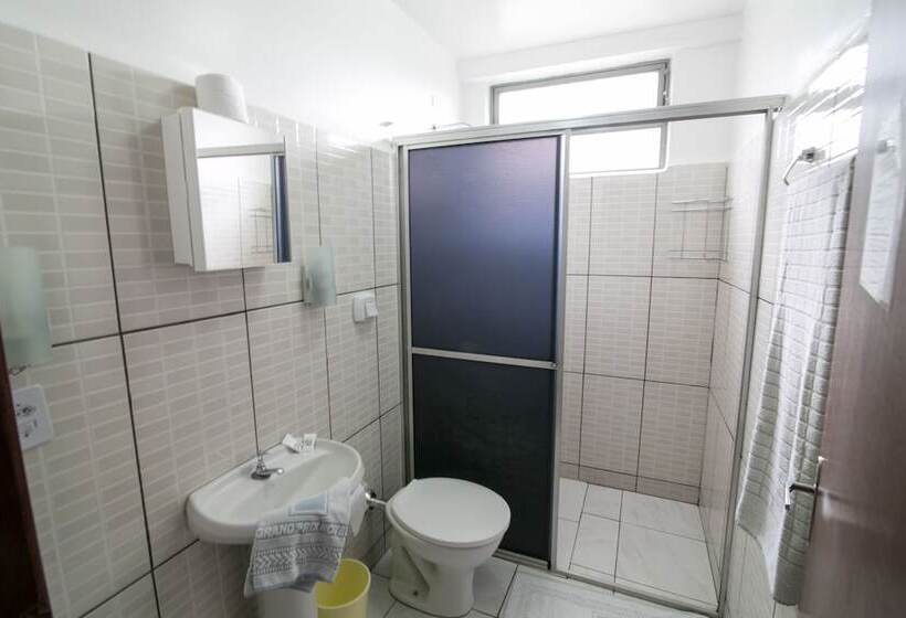 Отель Grand Prix