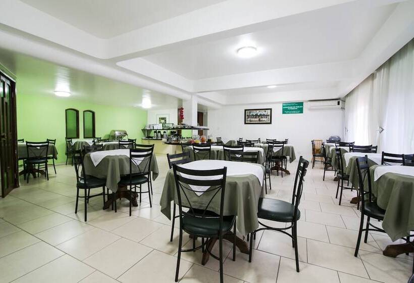 Отель Grand Prix