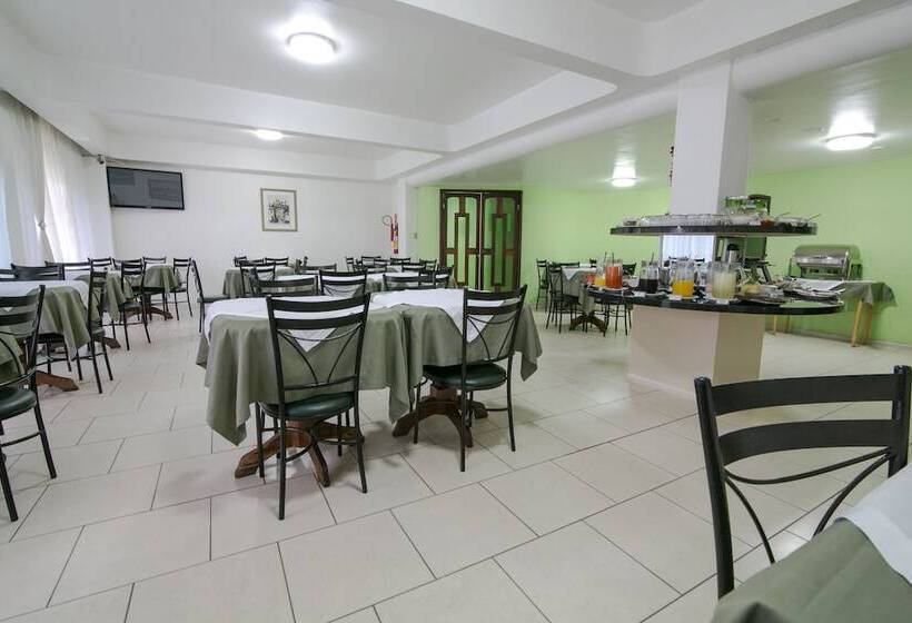 Отель Grand Prix