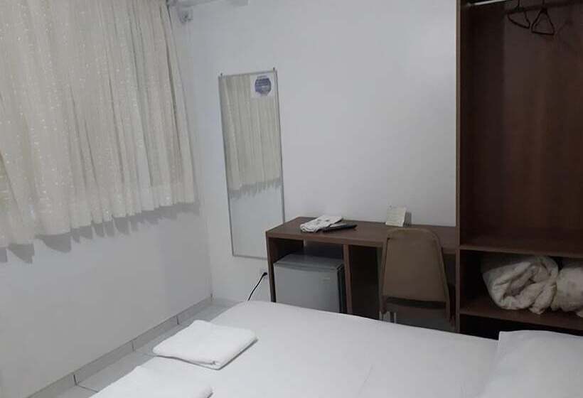 Отель Grand Prix