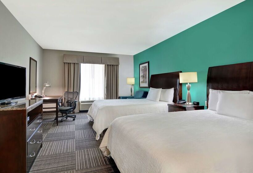 فندق Hilton Garden Inn Fayettevile