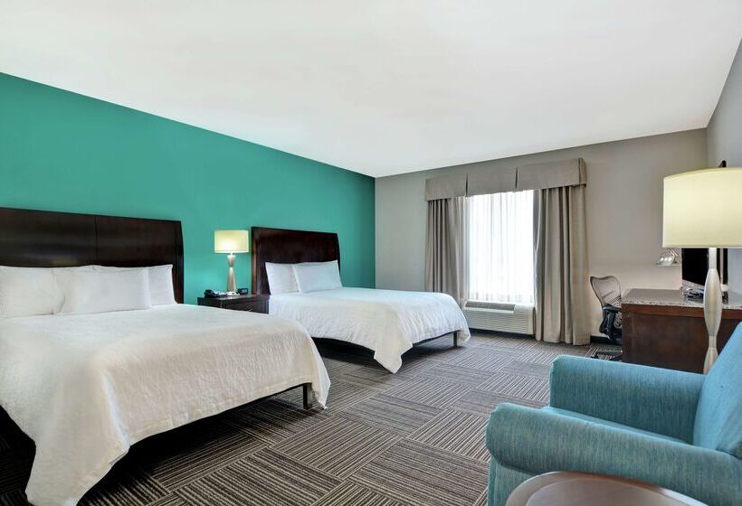 فندق Hilton Garden Inn Fayettevile