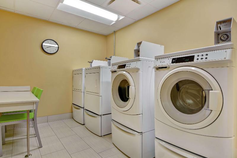 فندق Hilton Garden Inn Fayettevile