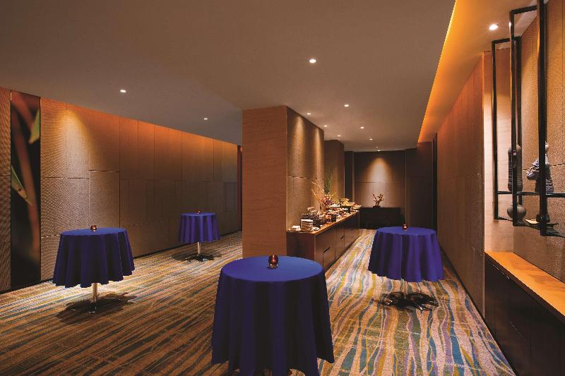 בית מלון כפרי Hilton Garden Inn Lijiang