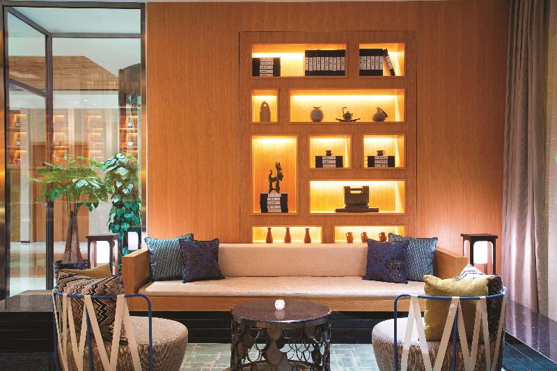 בית מלון כפרי Hilton Garden Inn Lijiang