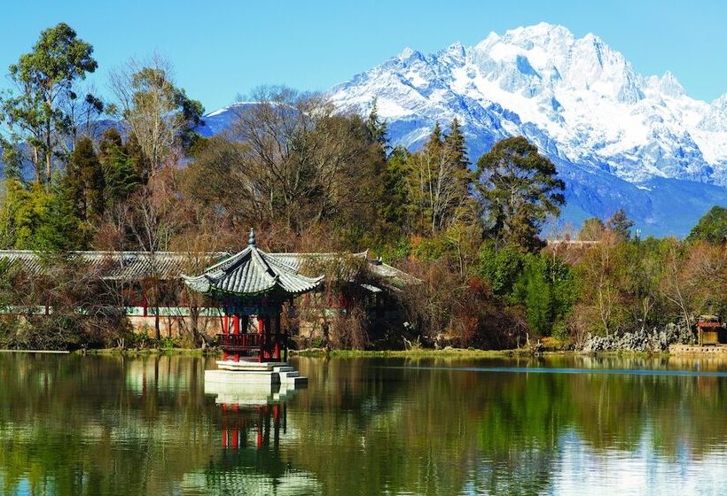 בית מלון כפרי Hilton Garden Inn Lijiang