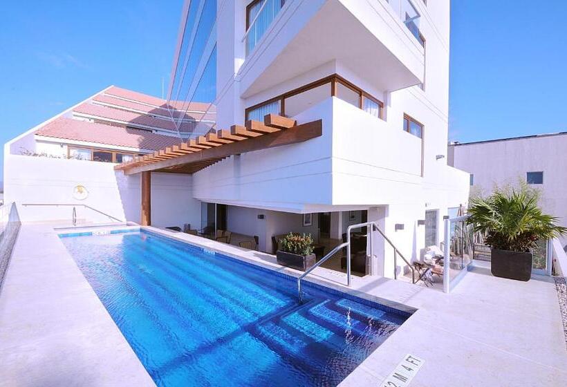 فندق Holiday Inn Express Puerto Vallarta, An Ihg