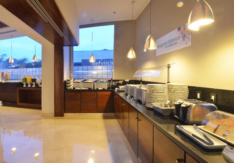 فندق Holiday Inn Express Puerto Vallarta, An Ihg