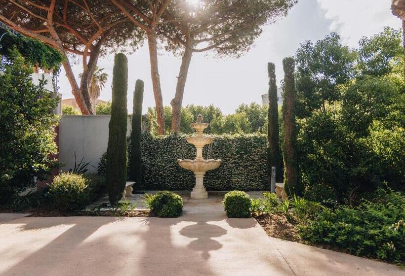 酒店 Hôtel Liberata & Spa