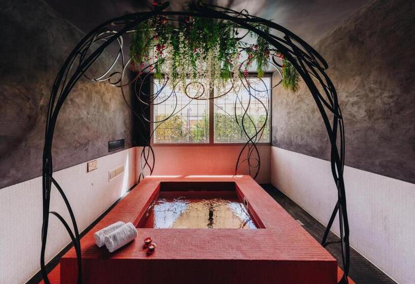 酒店 Hôtel Liberata & Spa