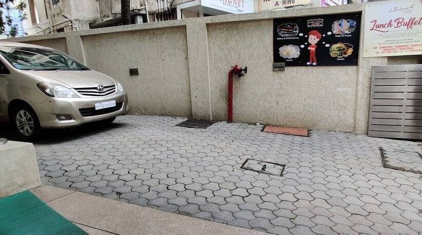 בית מלון כפרי Landmark Residency