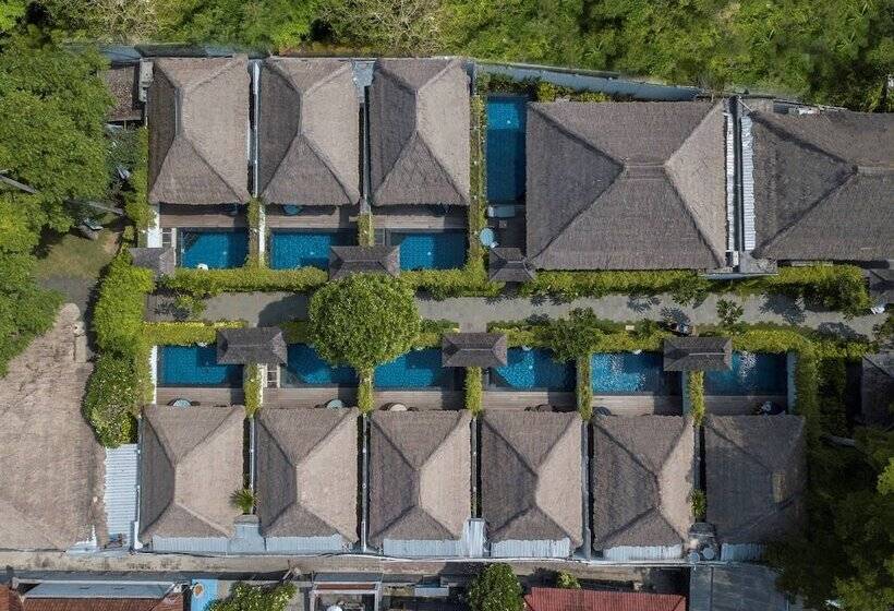 בית מלון כפרי Lembongan Beach Club & Resort