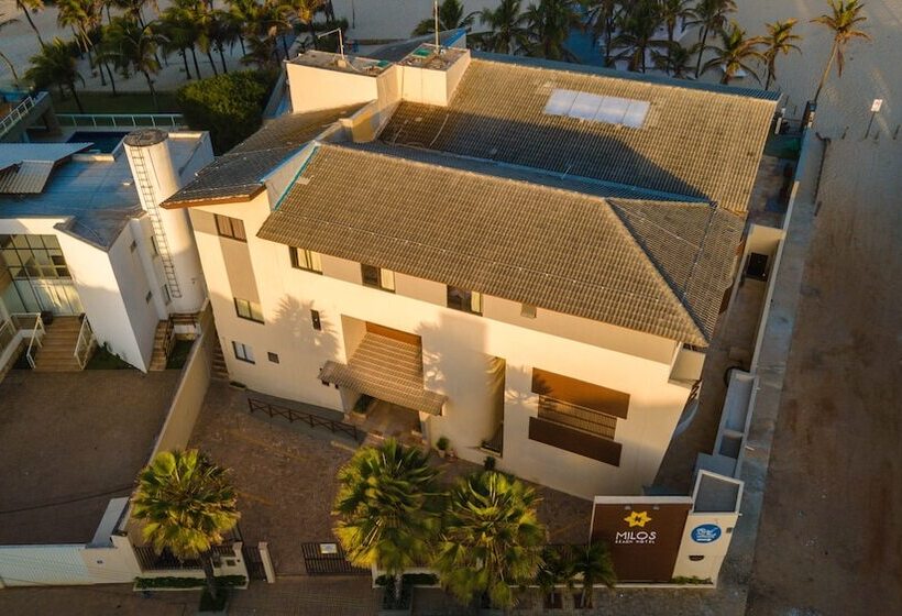 ホテル Milos Beach