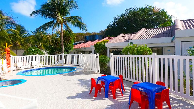 בית מלון כפרי On Vacation Blue Reef