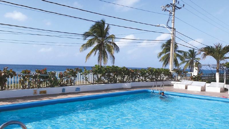 هتل On Vacation Blue Reef