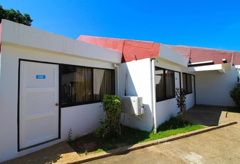 בית מלון כפרי On Vacation Blue Reef