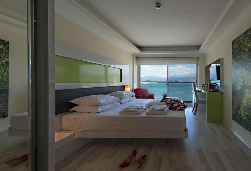 Отель Orka Boutique