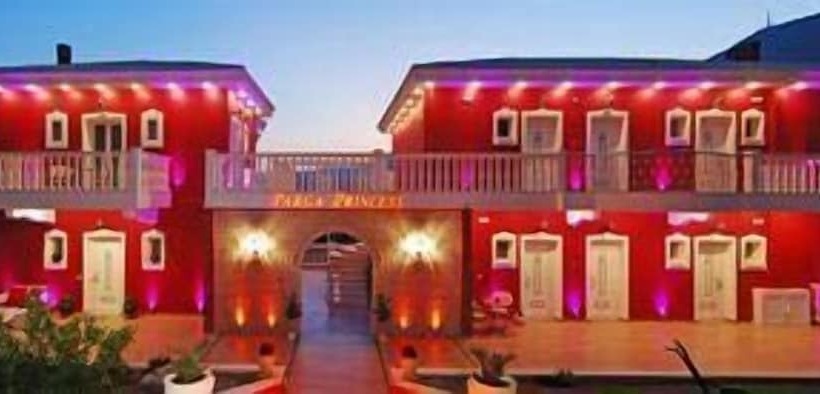 בית מלון כפרי Parga Princess