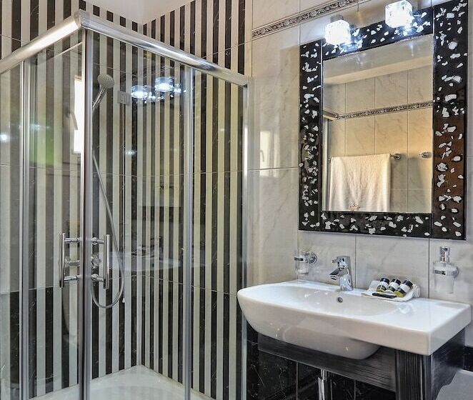 בית מלון כפרי Parga Princess