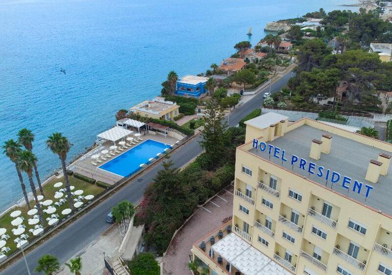 هتل President Sea Palace